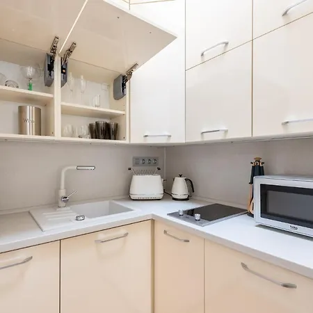Apartmán Cozy&quiet With A/c In Centre