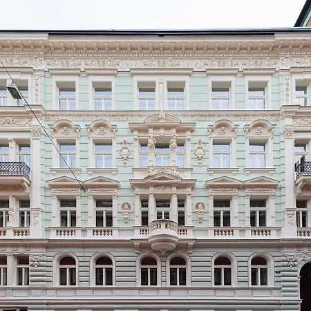 Apartamento Cozy&quiet With A/c In Centre Praga