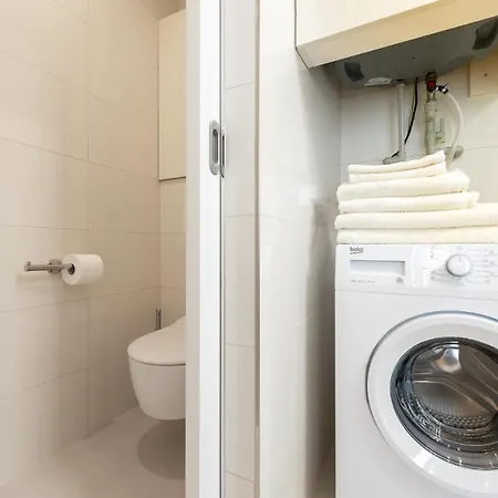 公寓 Cozy&quiet With A/c In Centre