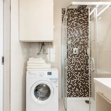 公寓 Cozy&quiet With A/c In Centre *