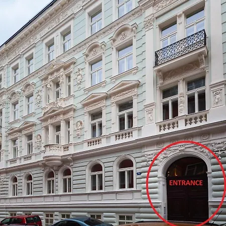 Cozy&quiet With A/c In Centre 公寓 *